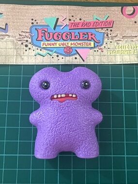 FUGGLER - GAPTOOTH MCGOO PURPLE